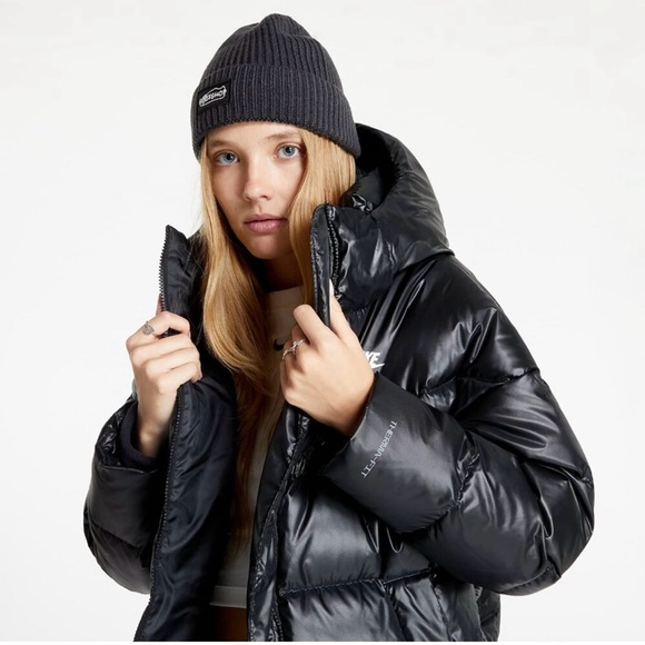 NEW NIKE Women's  THERMA-FIT CITY SERIES SYNTHETIC FILL SHINE PARKA DQ6878-010 - Picture 13 of 13